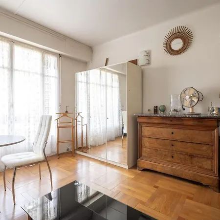 Apartement At Liberation Apartament *